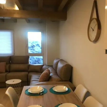 Ginebra Deluxe Domus Parking-wifi